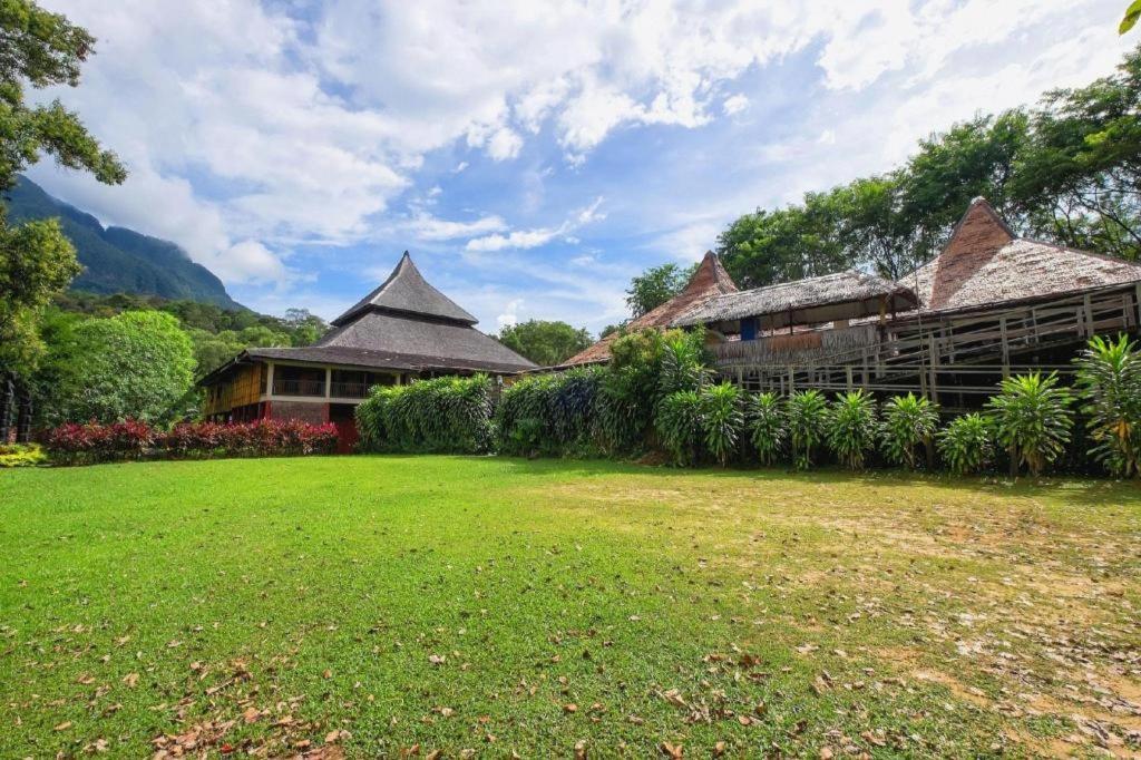 Kemena View Hotel Kuching Exterior photo